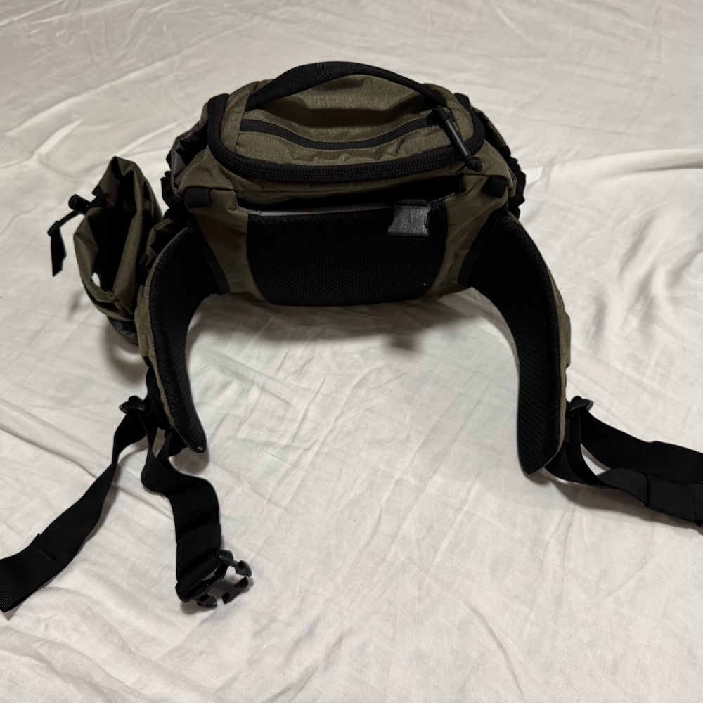 Kitanica Scorpion Pack with Water Bottle Holster - Picture 16 of 16